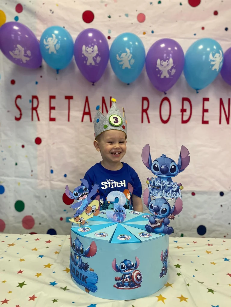 Instagram post from vrtickiki. This post is in position 3.