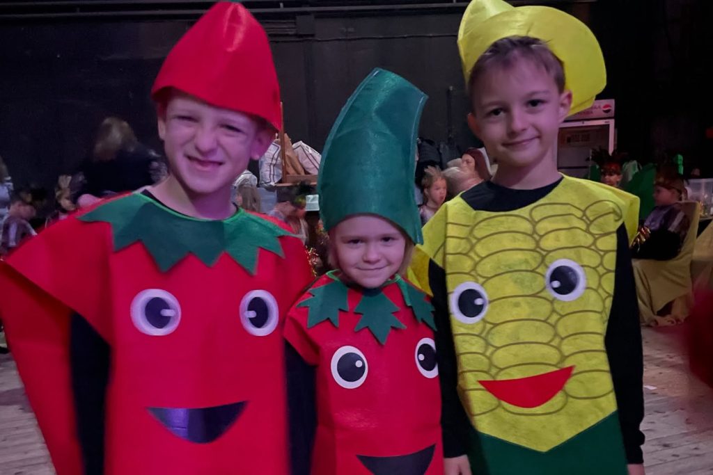 Instagram post from vrtickiki. This post is in position 17.