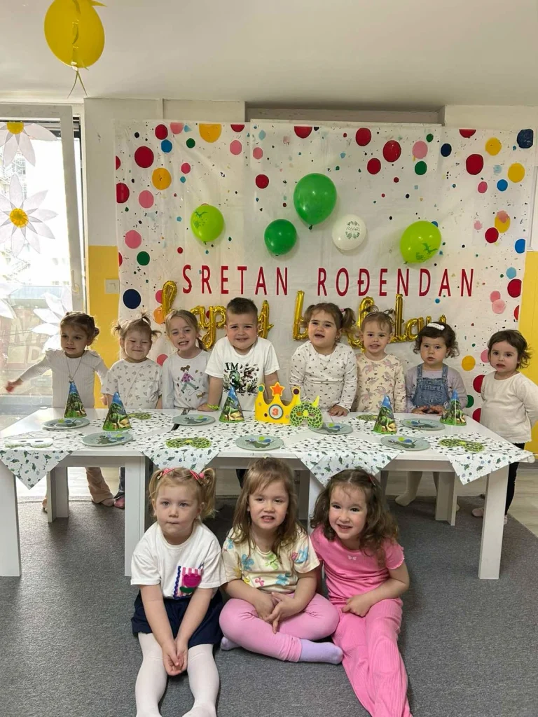 Instagram post from vrtickiki. This post is in position 4.