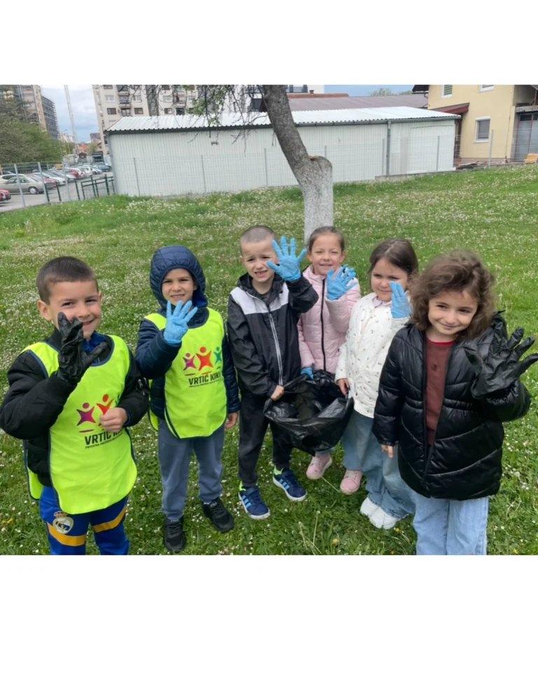 Instagram post from vrtickiki. This post is in position 13.