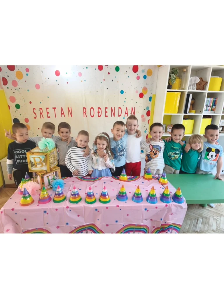 Instagram post from vrtickiki. This post is in position 5.