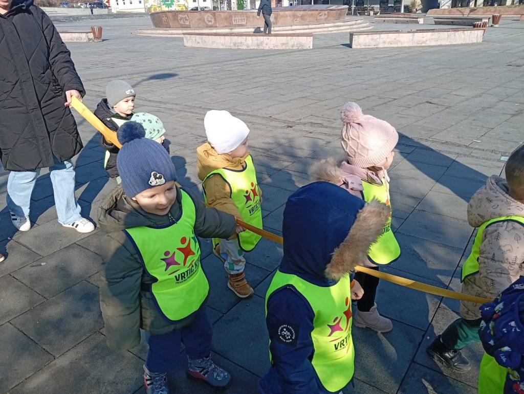 Instagram post from vrtickiki. This post is in position 5.