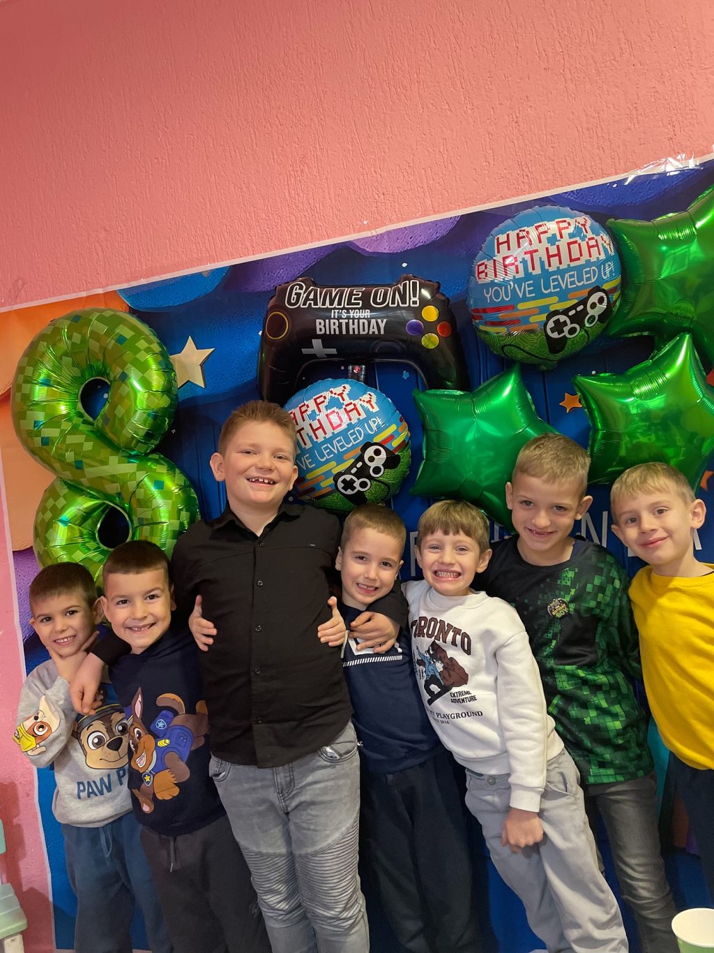 Instagram post from vrtickiki. This post is in position 4.