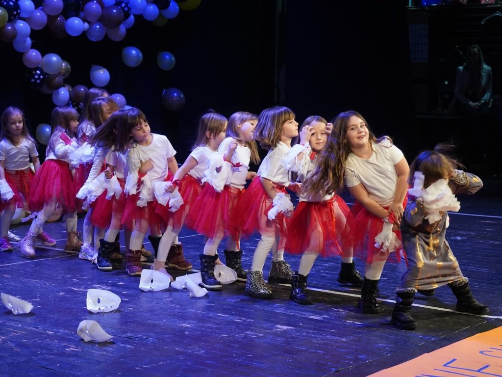 Instagram post from vrtickiki. This post is in position 1.