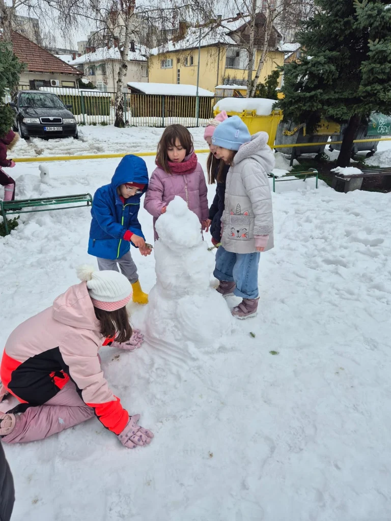 Instagram post from vrtickiki. This post is in position 4.