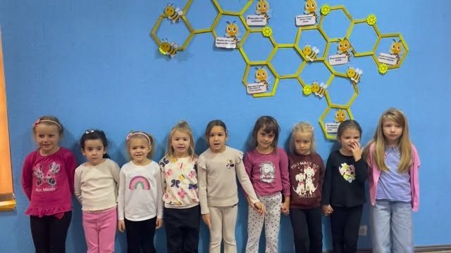 Instagram post from vrtickiki. This post is in position 19.