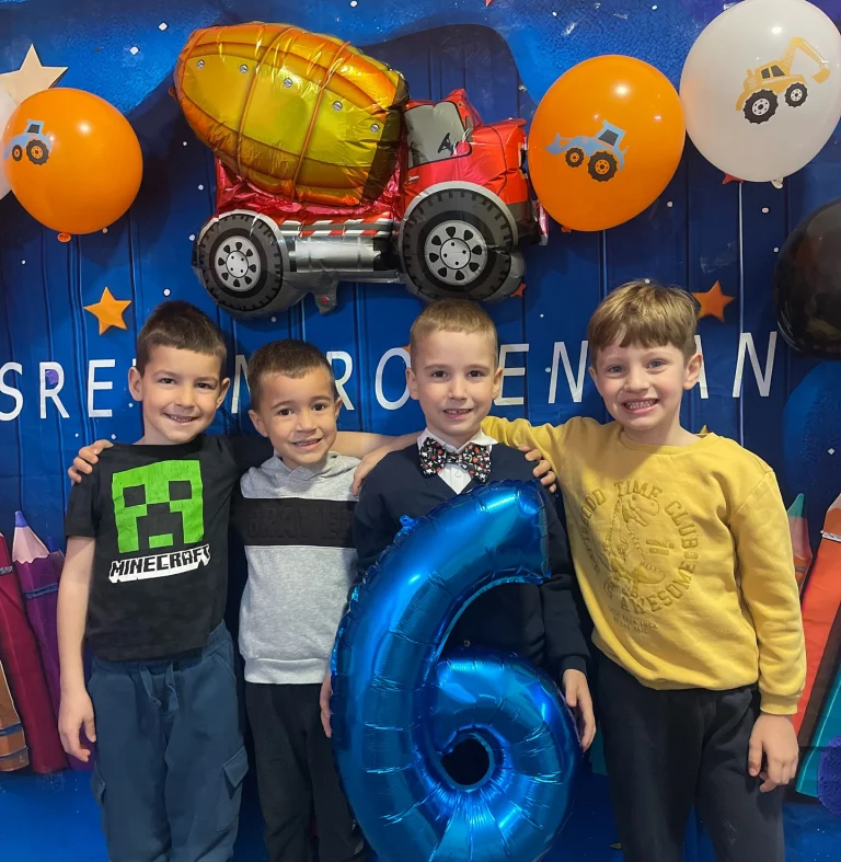 Instagram post from vrtickiki. This post is in position 2.