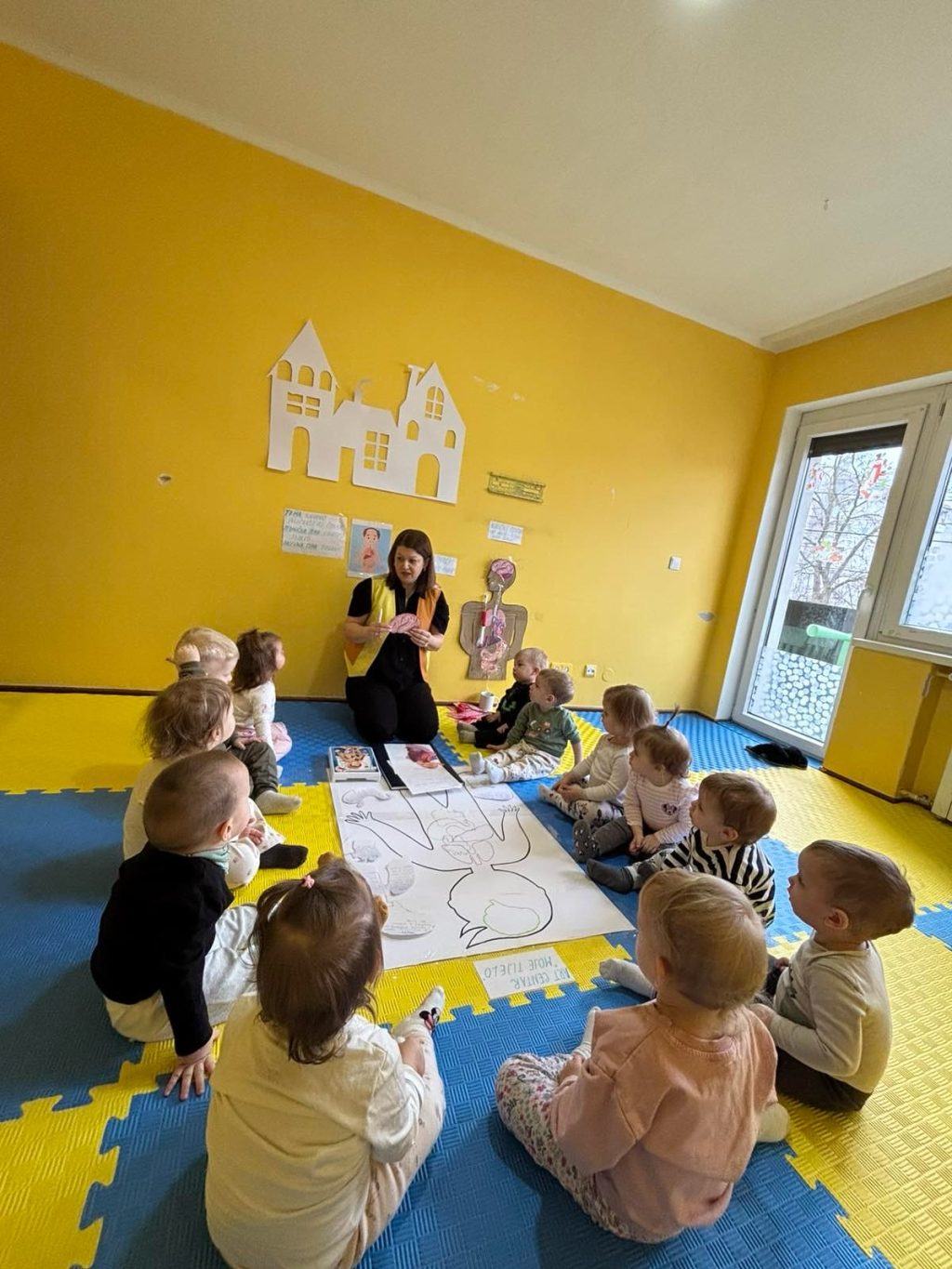 Instagram post from vrtickiki. This post is in position 0.