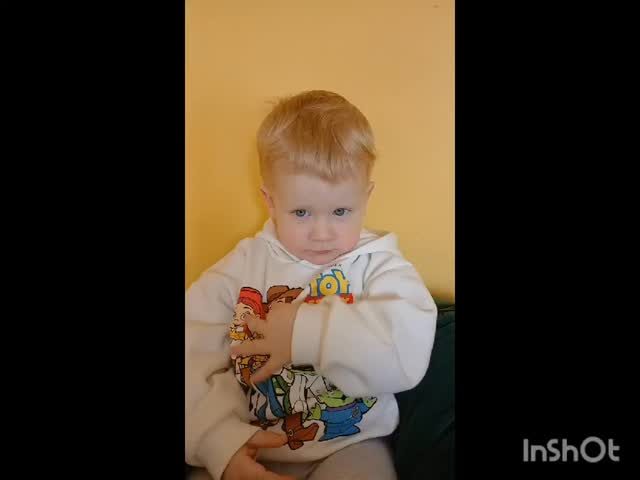 Instagram post from vrtickiki. This post is in position 1.