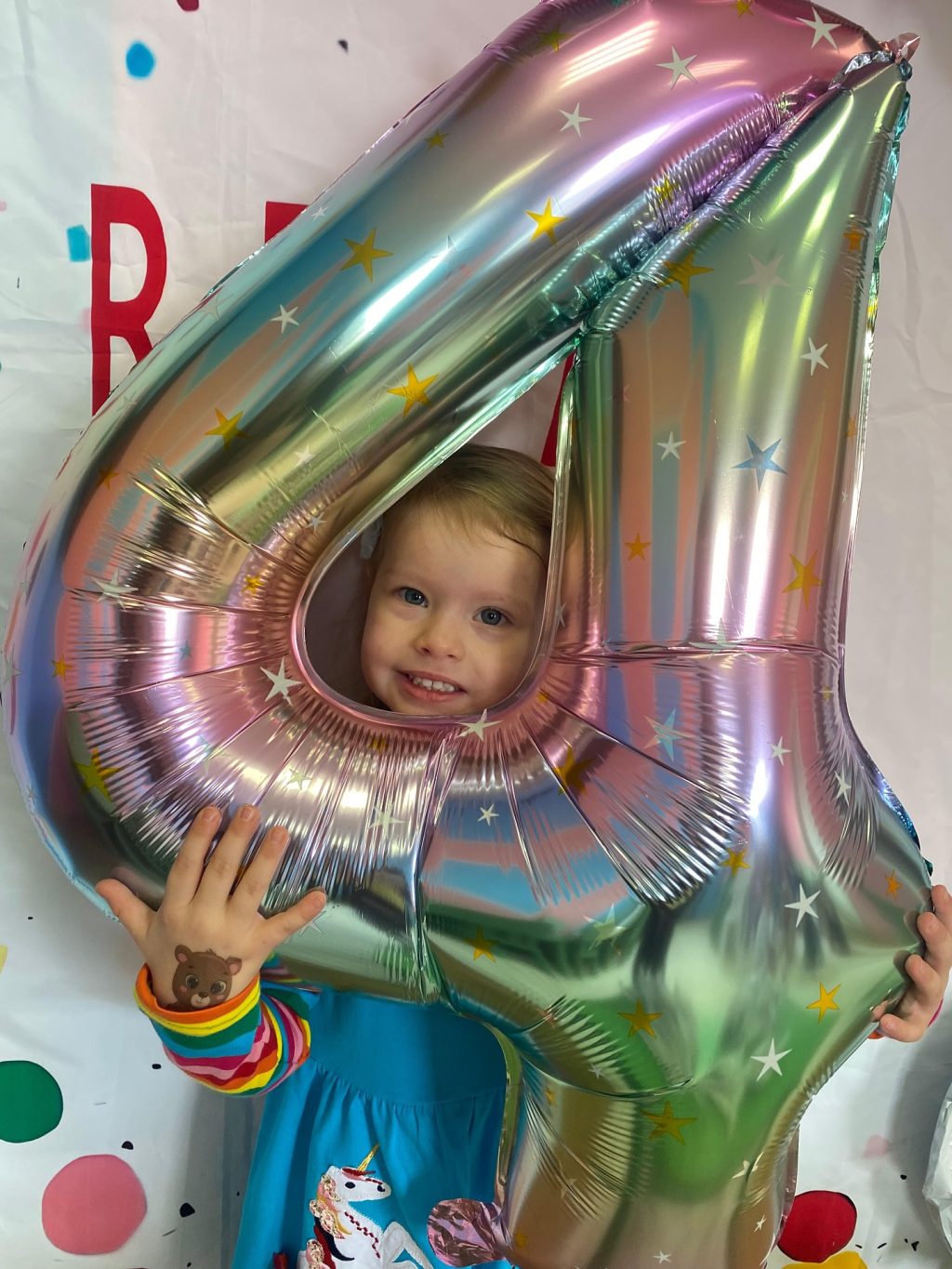 Instagram post from vrtickiki. This post is in position 0.