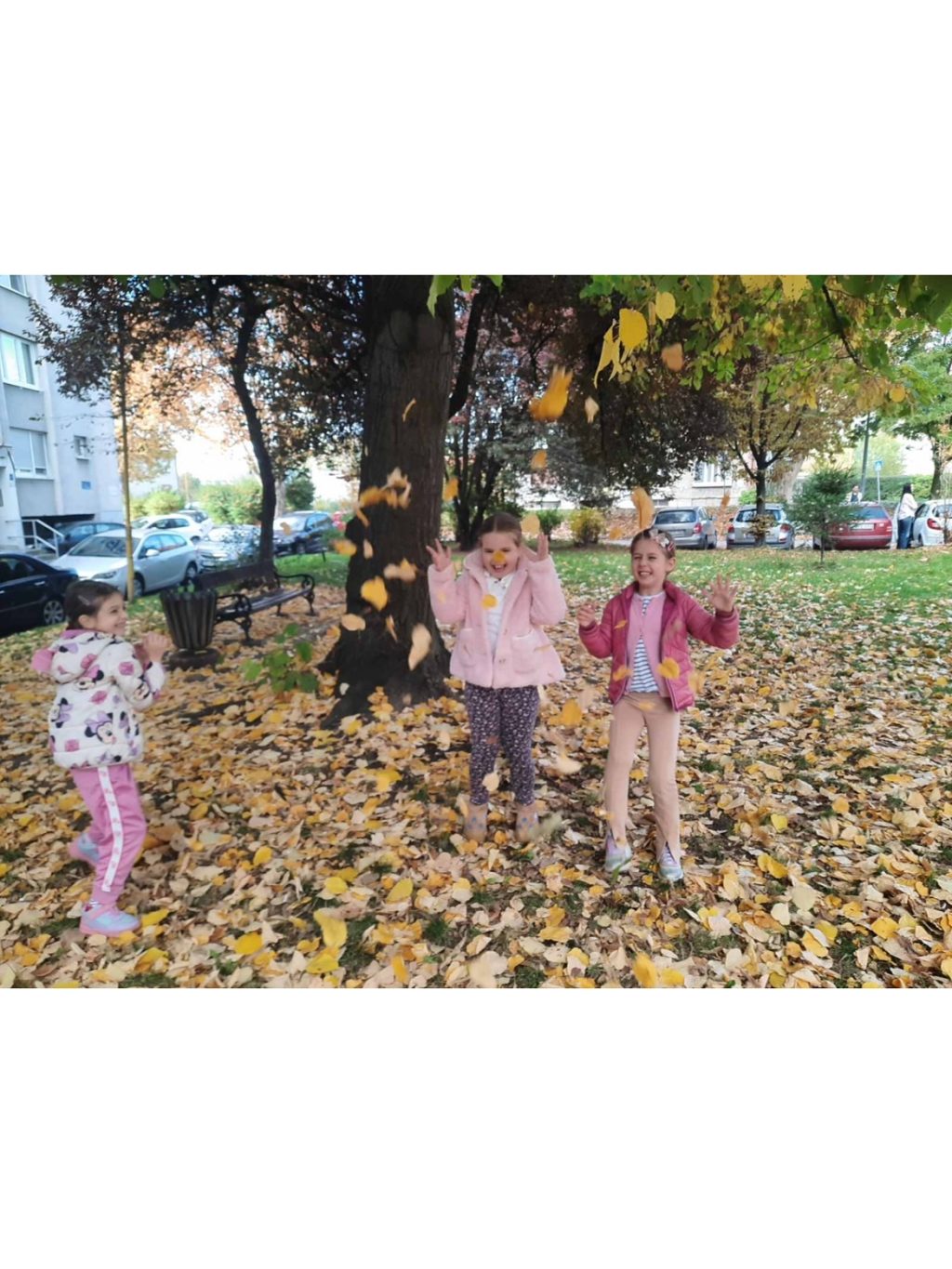 Instagram post from vrtickiki. This post is in position 4.