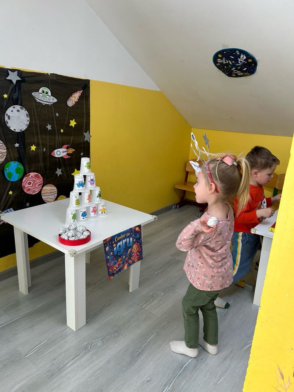 Instagram post from vrtickiki. This post is in position 7.