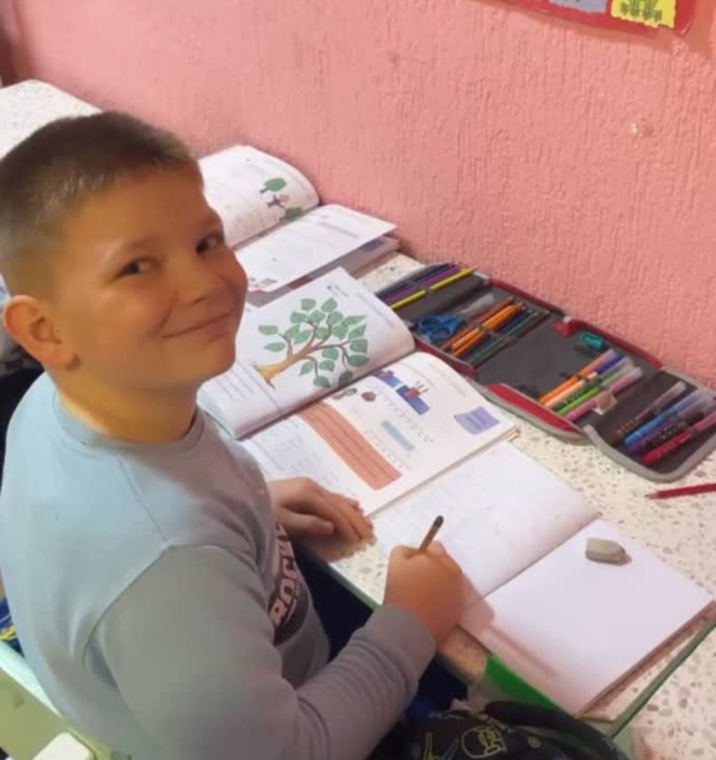 Instagram post from vrtickiki. This post is in position 11.