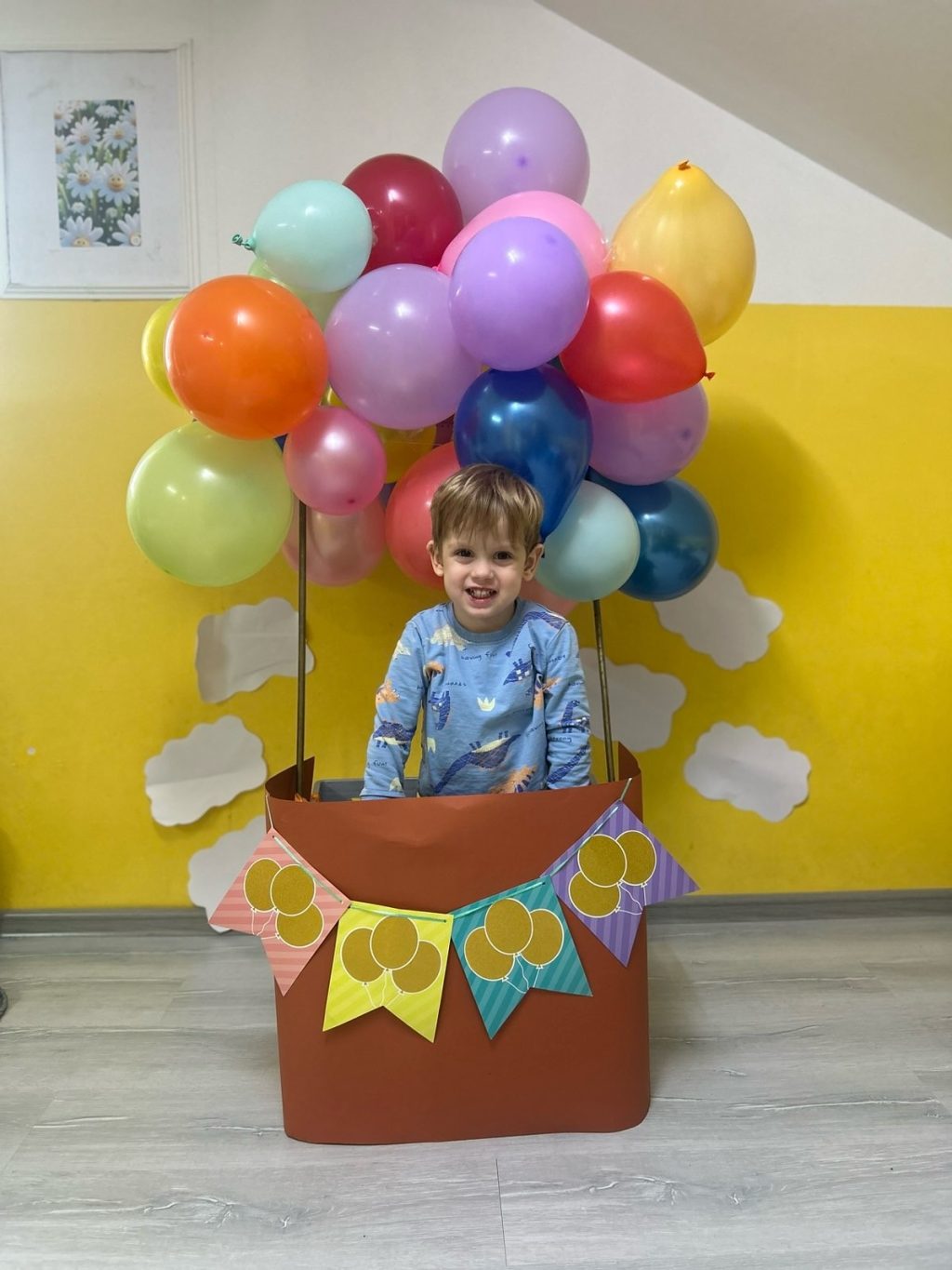 Instagram post from vrtickiki. This post is in position 0.