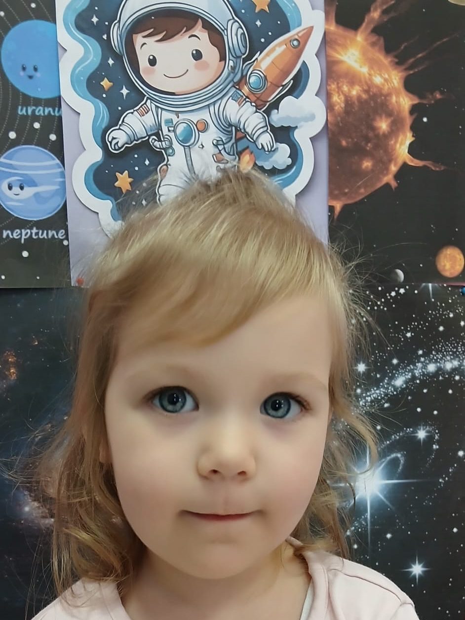 Instagram post from vrtickiki. This post is in position 16.