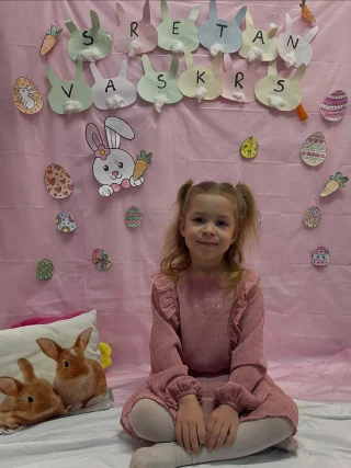 Instagram post from vrtickiki. This post is in position 1.